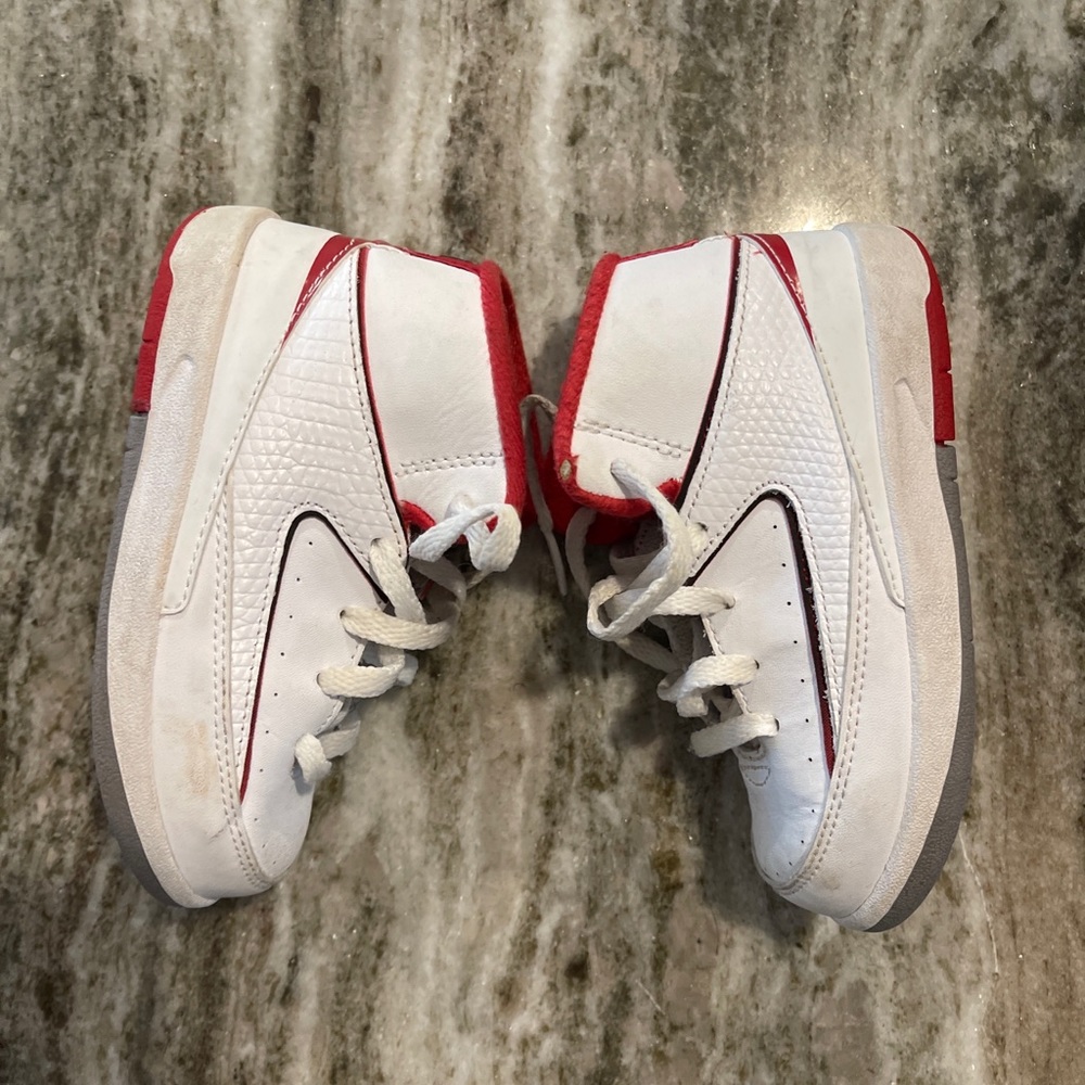 Retro Jordan 2 - White/ Red (‘14)